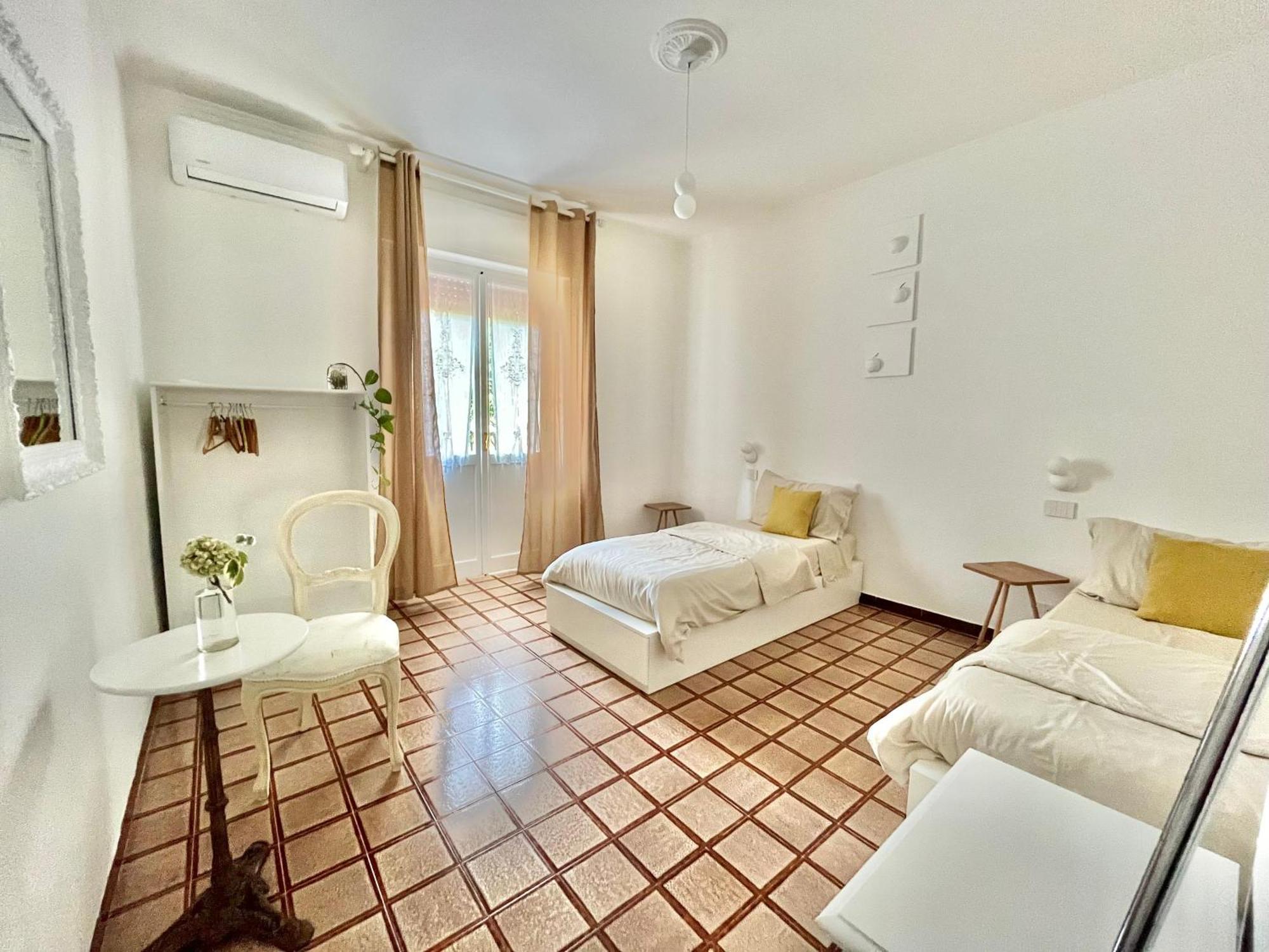 Tap Apartments - In Independent House With Private Garden Alghero Esterno foto